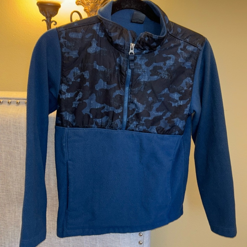 ***BOYS 10/12 NORTH FACE HALF ZIP FLEECE